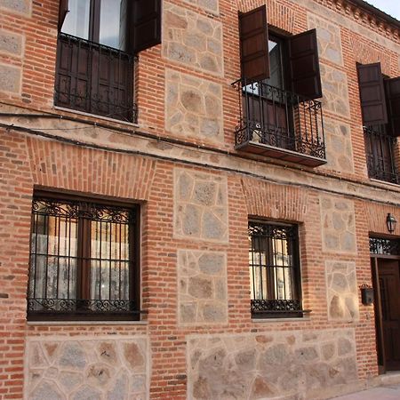 Casa Rural Puerta De Castilla Velayos Exteriör bild