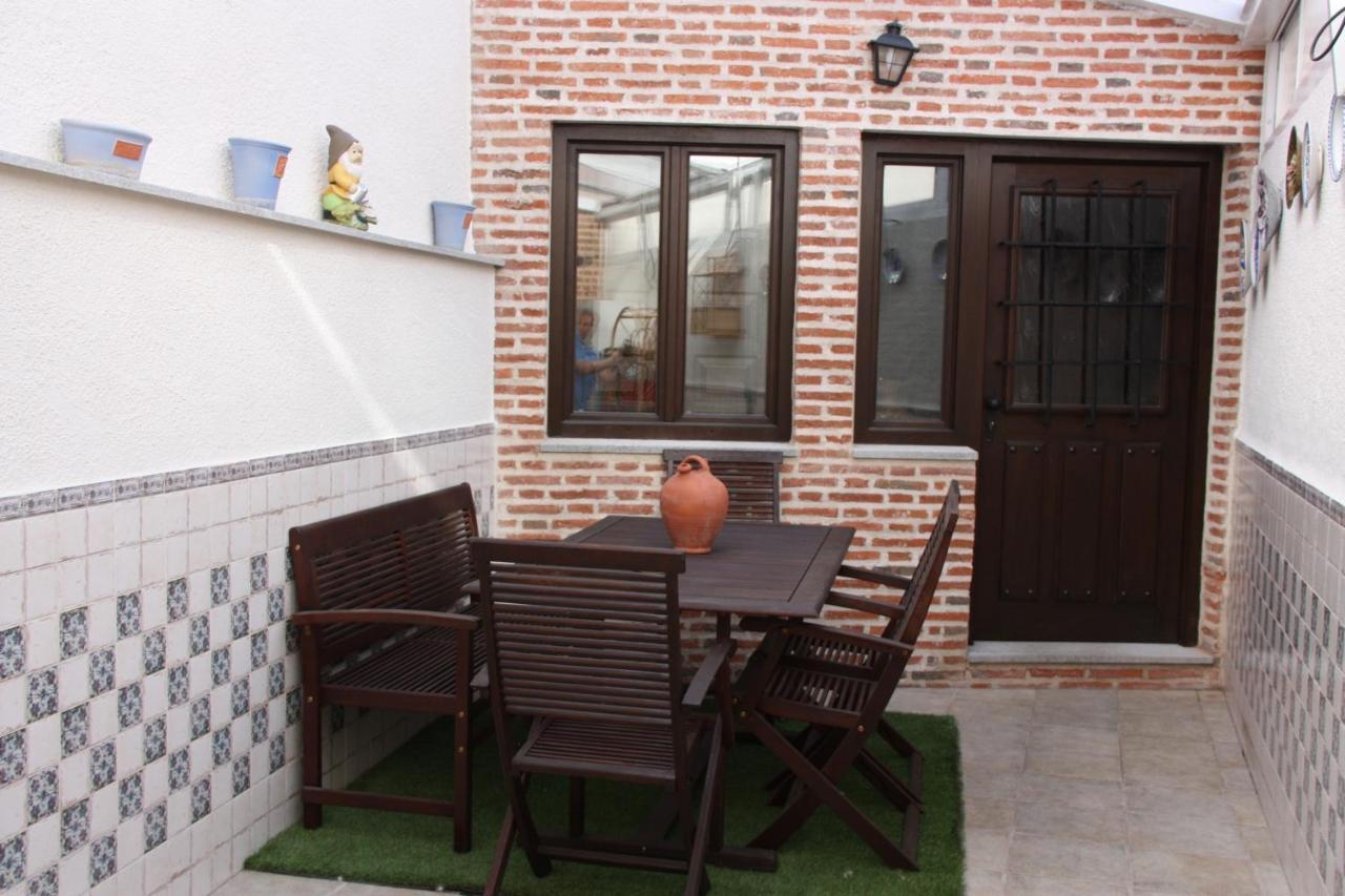 Casa Rural Puerta De Castilla Velayos Exteriör bild